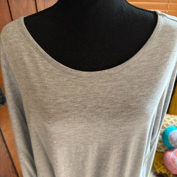 Soft Surroundings Gray Pullover Tie Waist Top Size Large - Picture 2 of 7